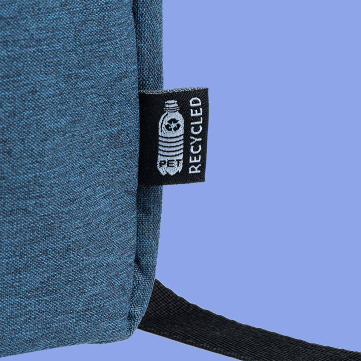 Mochila con adaptador para cargador - imagen 3